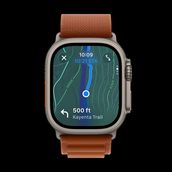 Tela do Apple Watch Ultra 3 exibindo mapa detalhado com GPS de precisão para trilhas